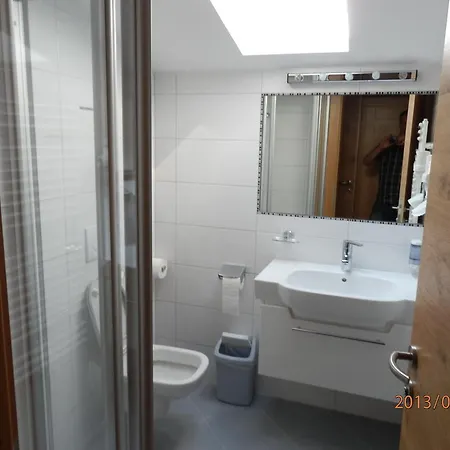 Edelweiss מלון 3*