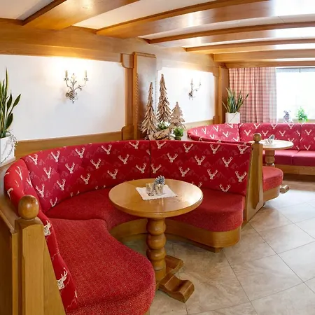 Edelweiss 3* פונדס