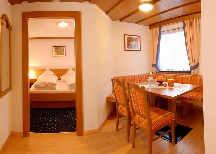 Hotell Edelweiss Pfunds