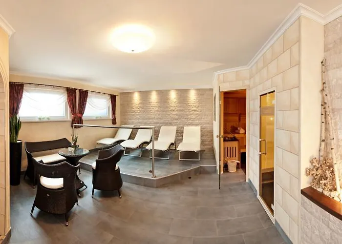 Edelweiss Hotell Pfunds