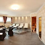 Edelweiss Hotell Pfunds